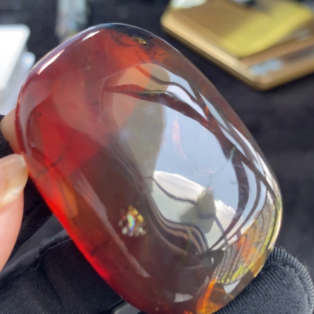 未镶嵌琥珀裸石。。。