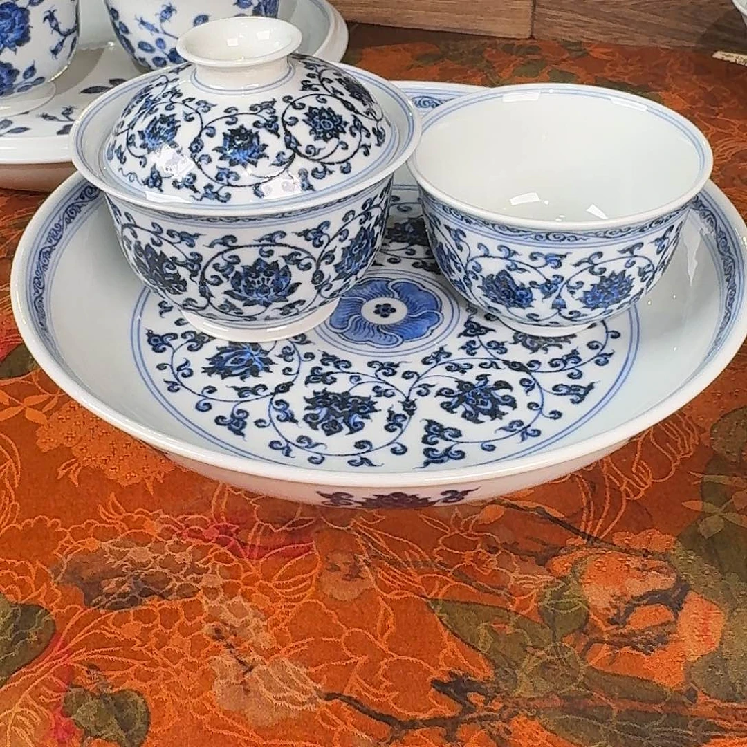 松风馆藏青花缠枝莲套组