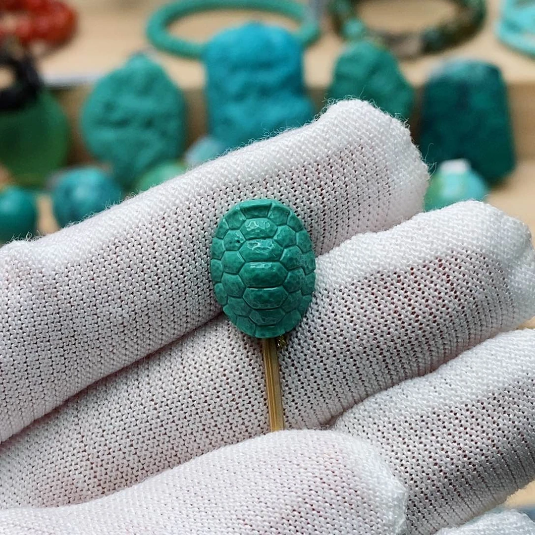 未镶嵌绿松石珠宝奇石