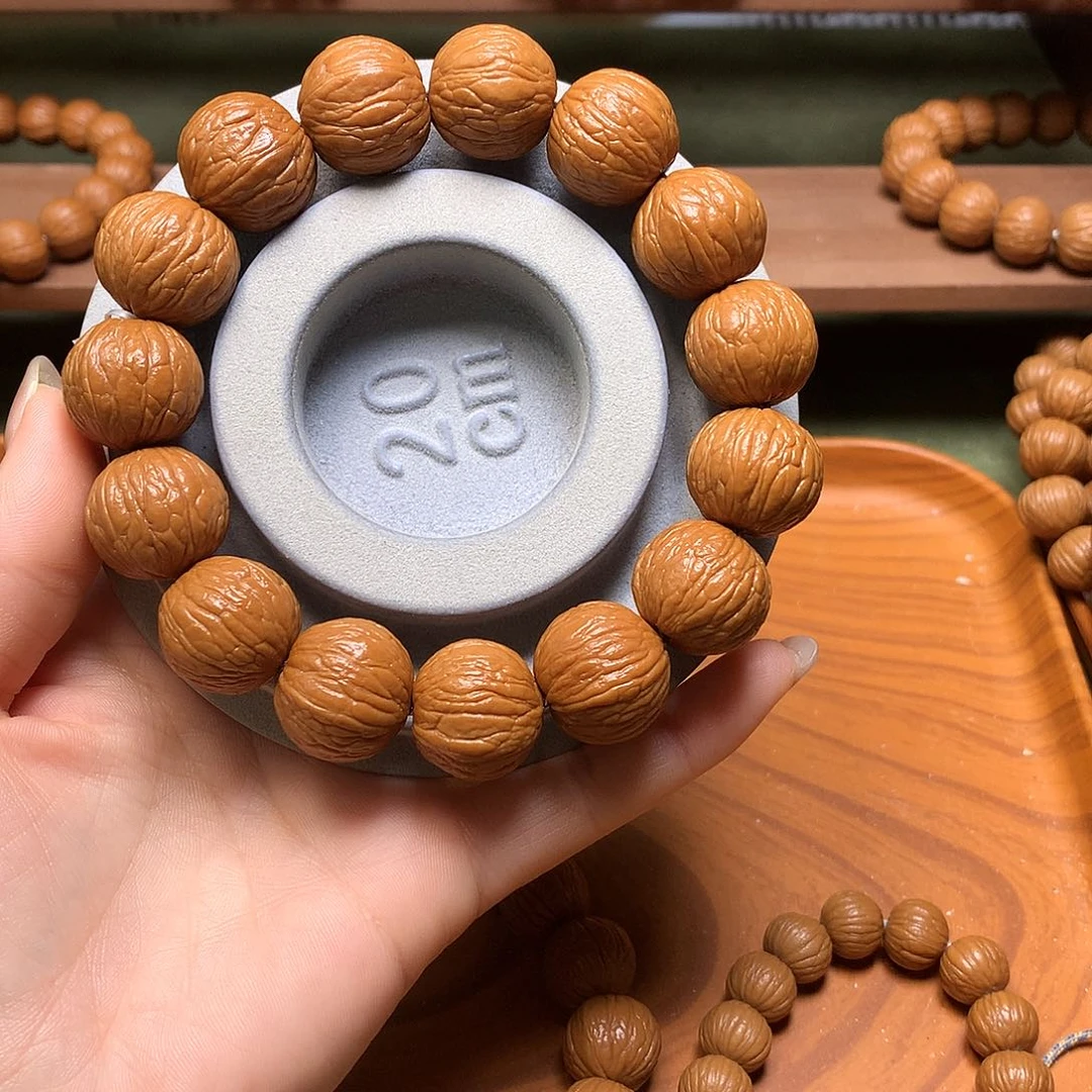 吊坠猴头核桃⠀***⠀19同尺聚宝盆