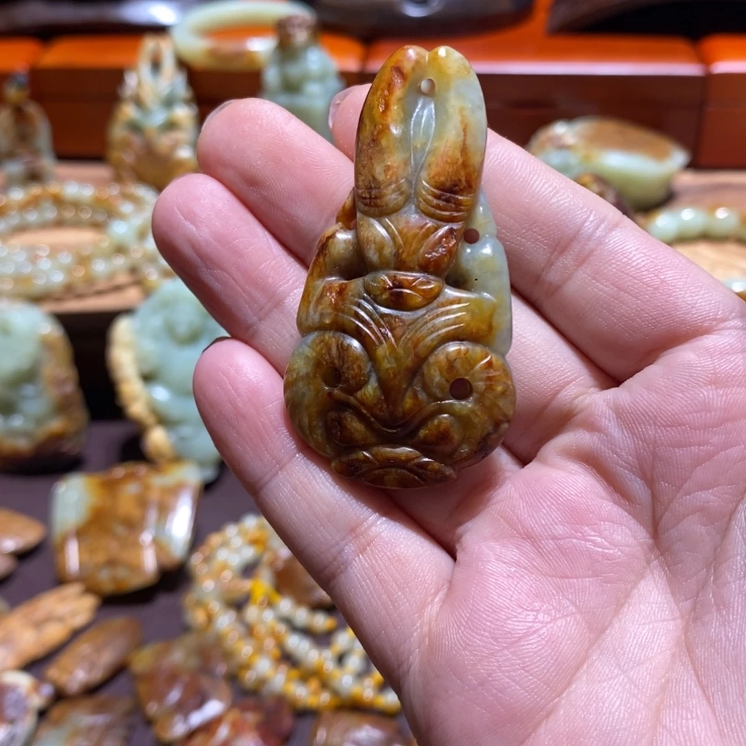 岫岩河磨玉（透闪石质玉）未镶嵌珠宝奇石