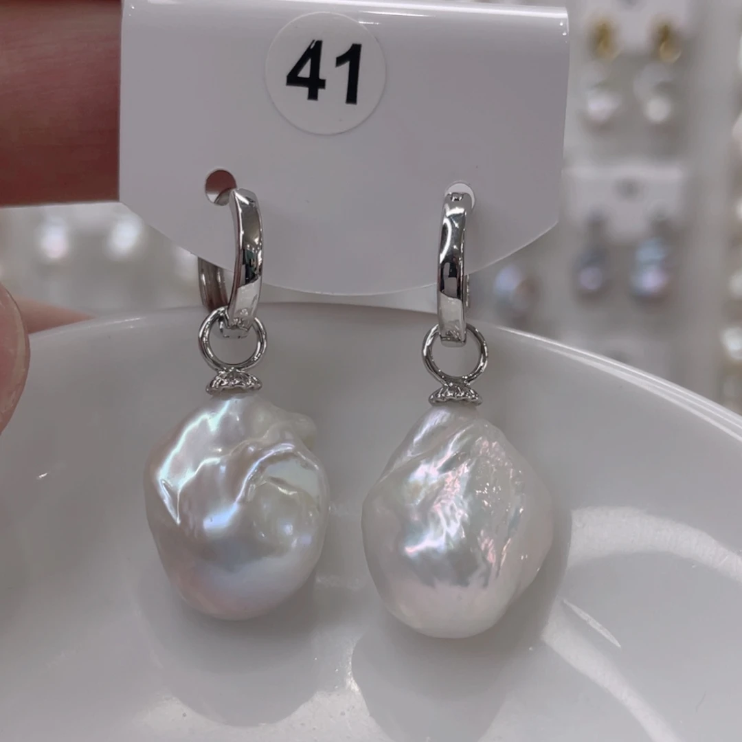 颈饰未镶嵌淡水珍珠