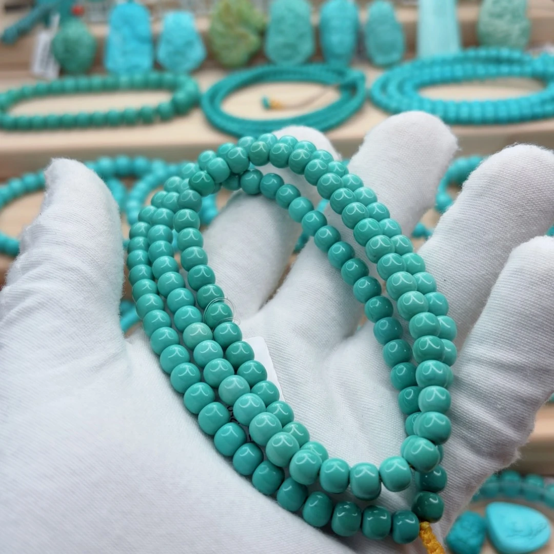 绿松石未镶嵌珠宝奇石