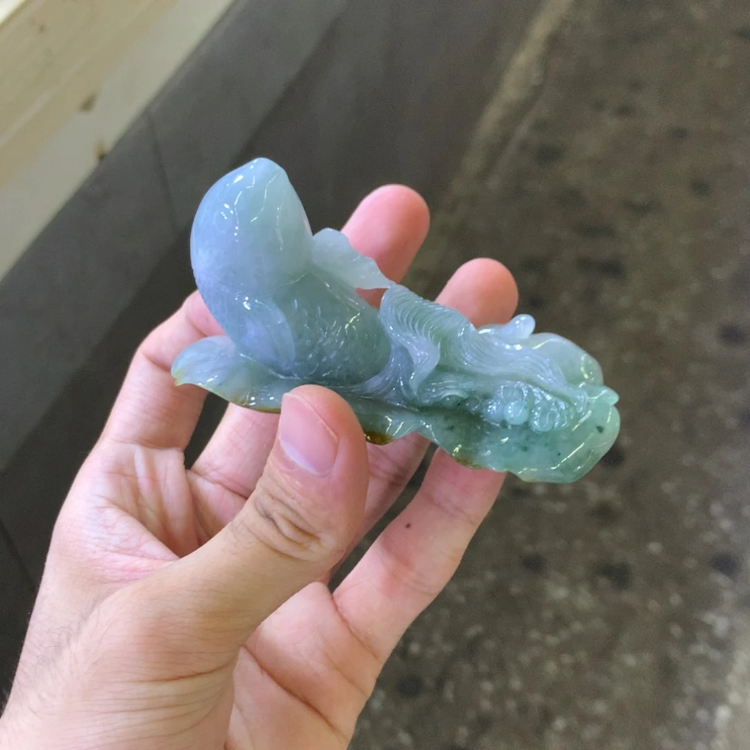 翡翠把件未镶嵌鲲***胎