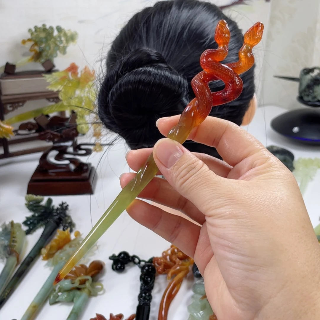 岫玉发饰未镶嵌一**花蛇