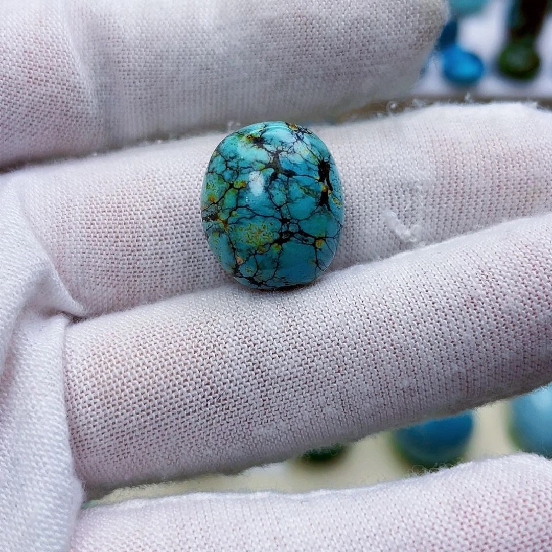 绿松石未镶嵌饰品