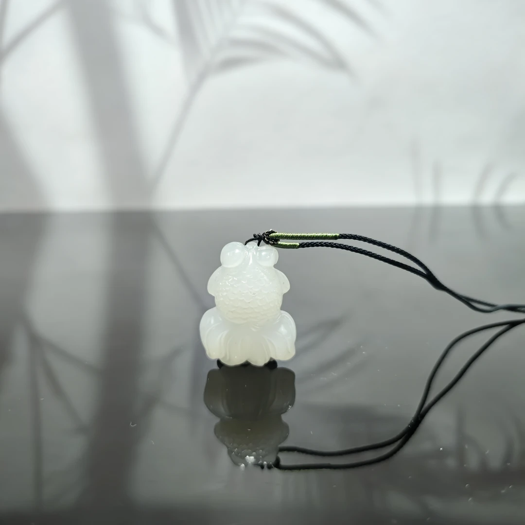 J和田玉锦鲤吊坠0295