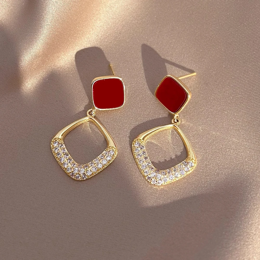 铜合金耳饰 红色菱形耳钉轻奢小众设计高级耳饰2025新款过年耳环