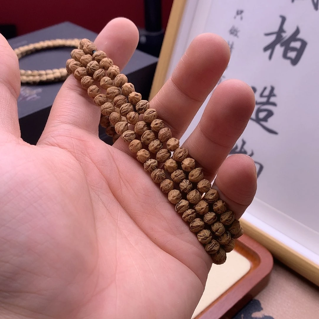 柏香籽/百香籽吊坠原桩红芽横打