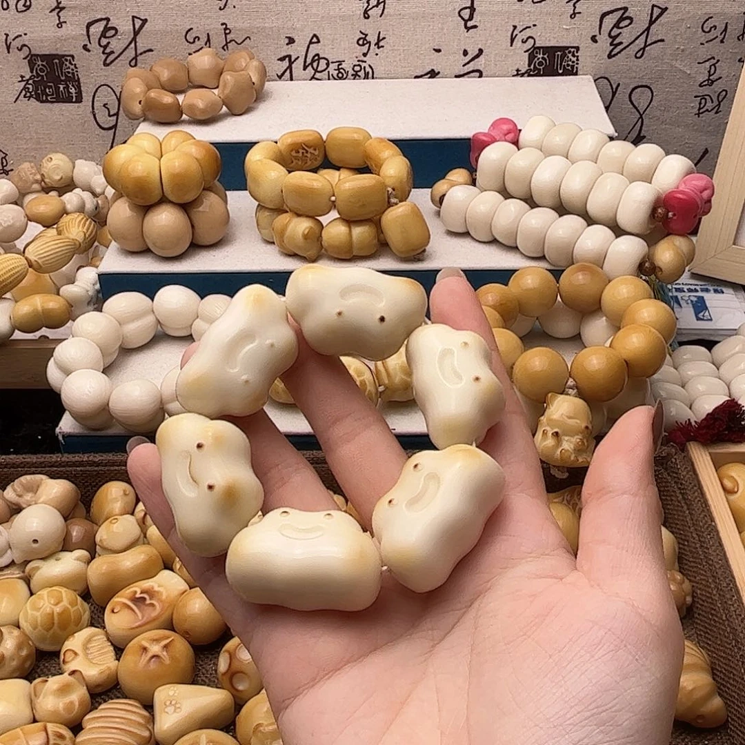 吊坠菩提根/象牙果