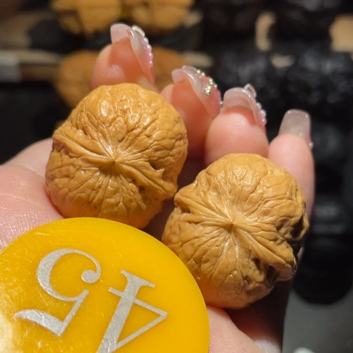 蛇皮球29尺寸核桃