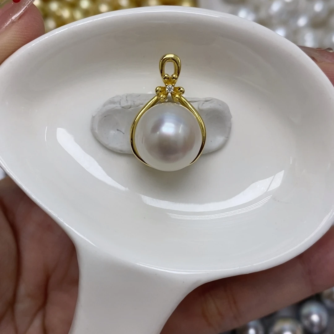 银S925镶嵌耳饰海水珍珠