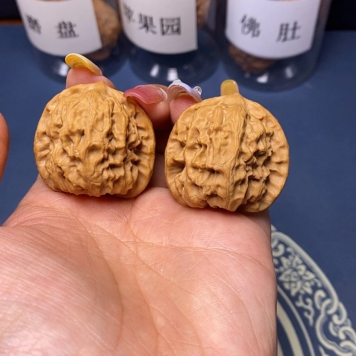 文玩核桃把件车*37野狼