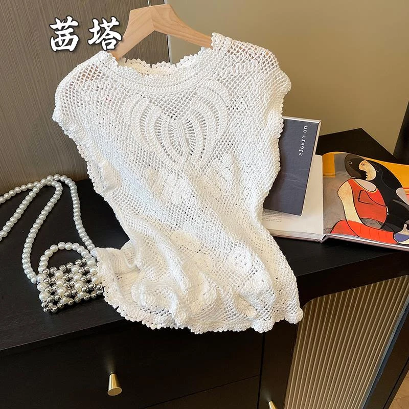 高端轻奢法式镂空钩花罩衫时尚百搭无袖针织上衣女夏2025时尚新款