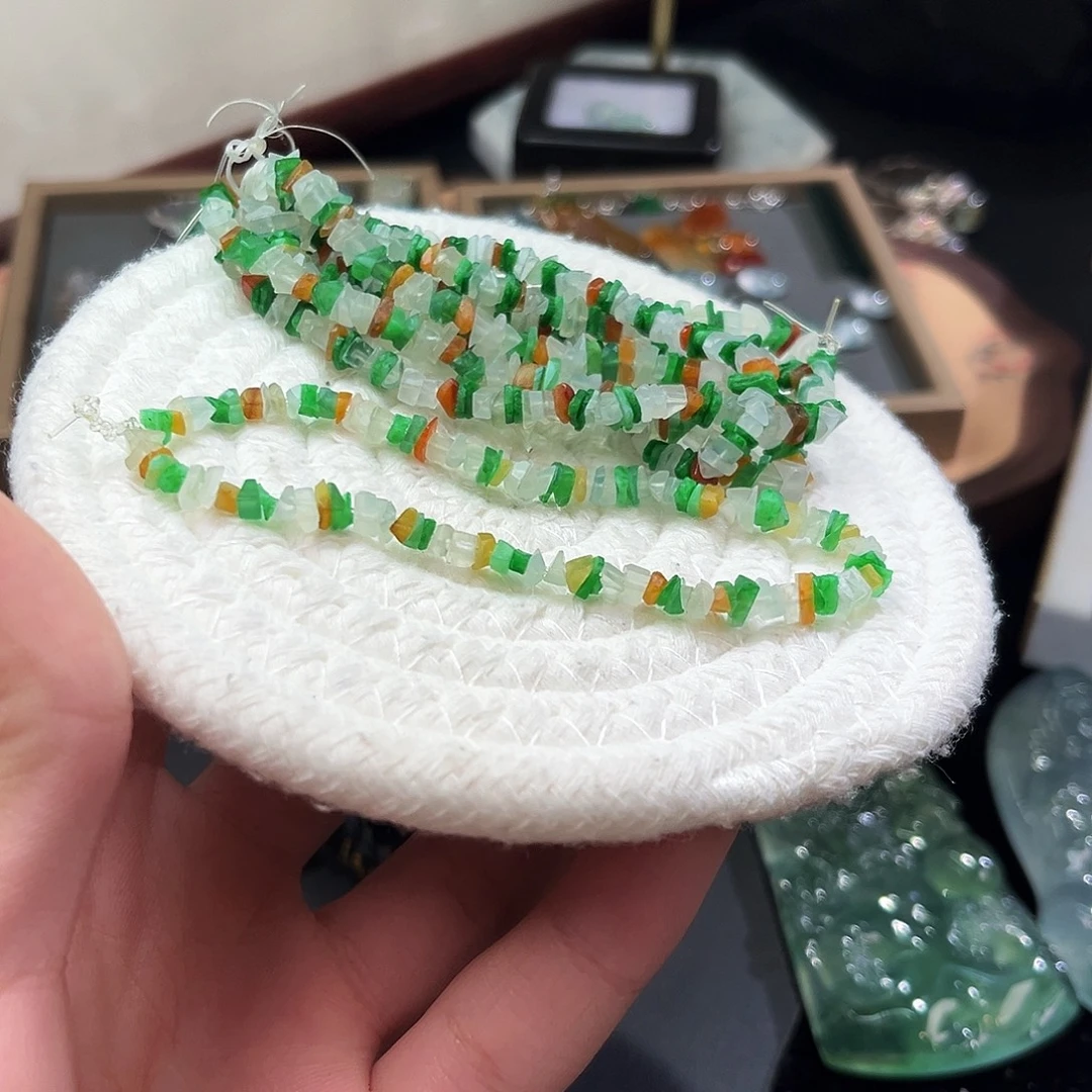 定制翡翠未镶嵌手串毛货抛光