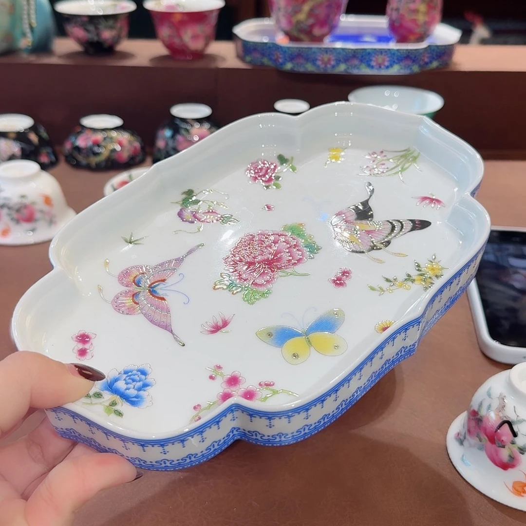 珐琅彩主人杯茶具