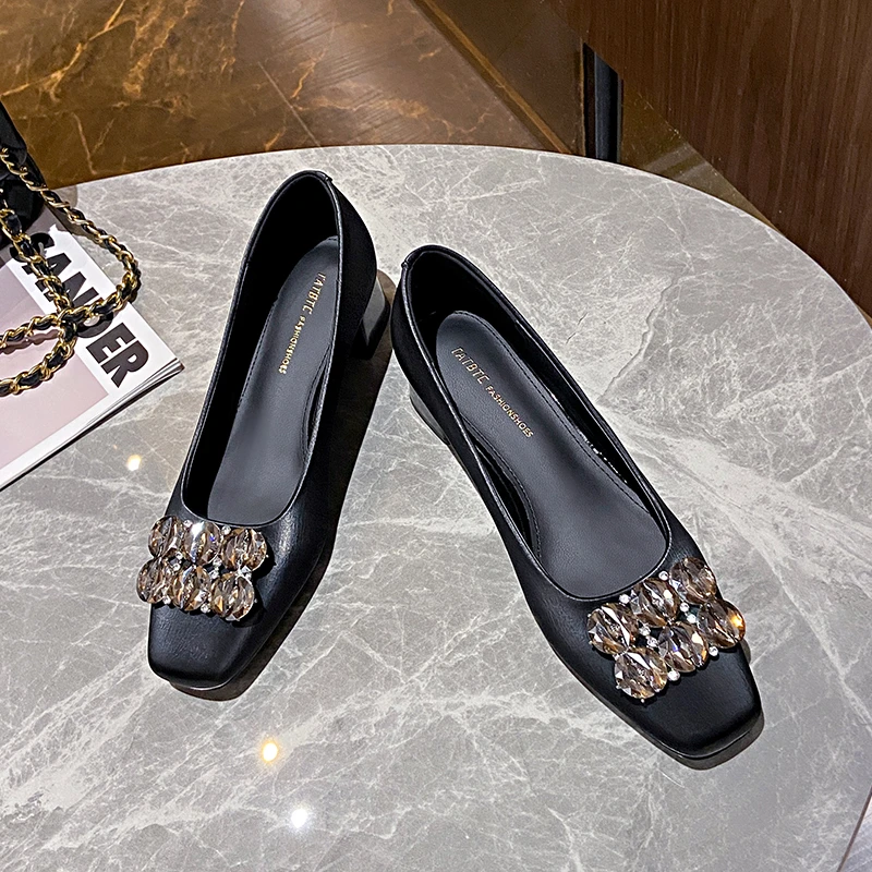 【3厘米】方头粗跟缎面浅口单鞋大颗粒水钻百搭法式职业女鞋XL500-2