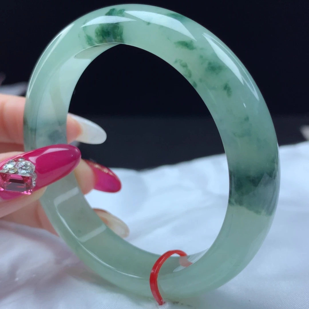 未镶嵌手镯翡翠66024，