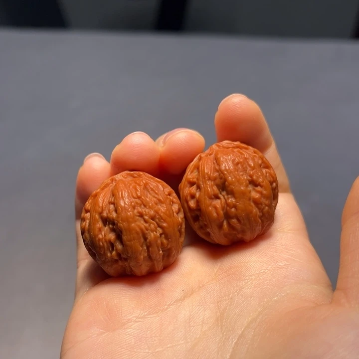 文玩核桃把件红皮703