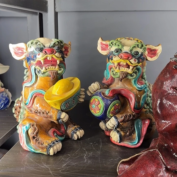 泥塑醒狮一对石湾陶艺摆件