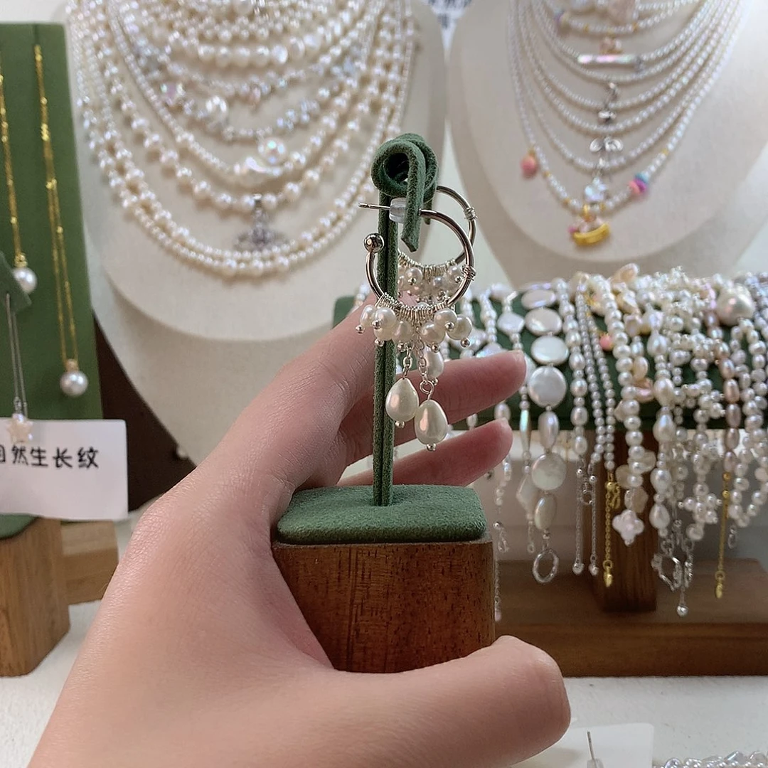淡水珍珠合金耳饰
