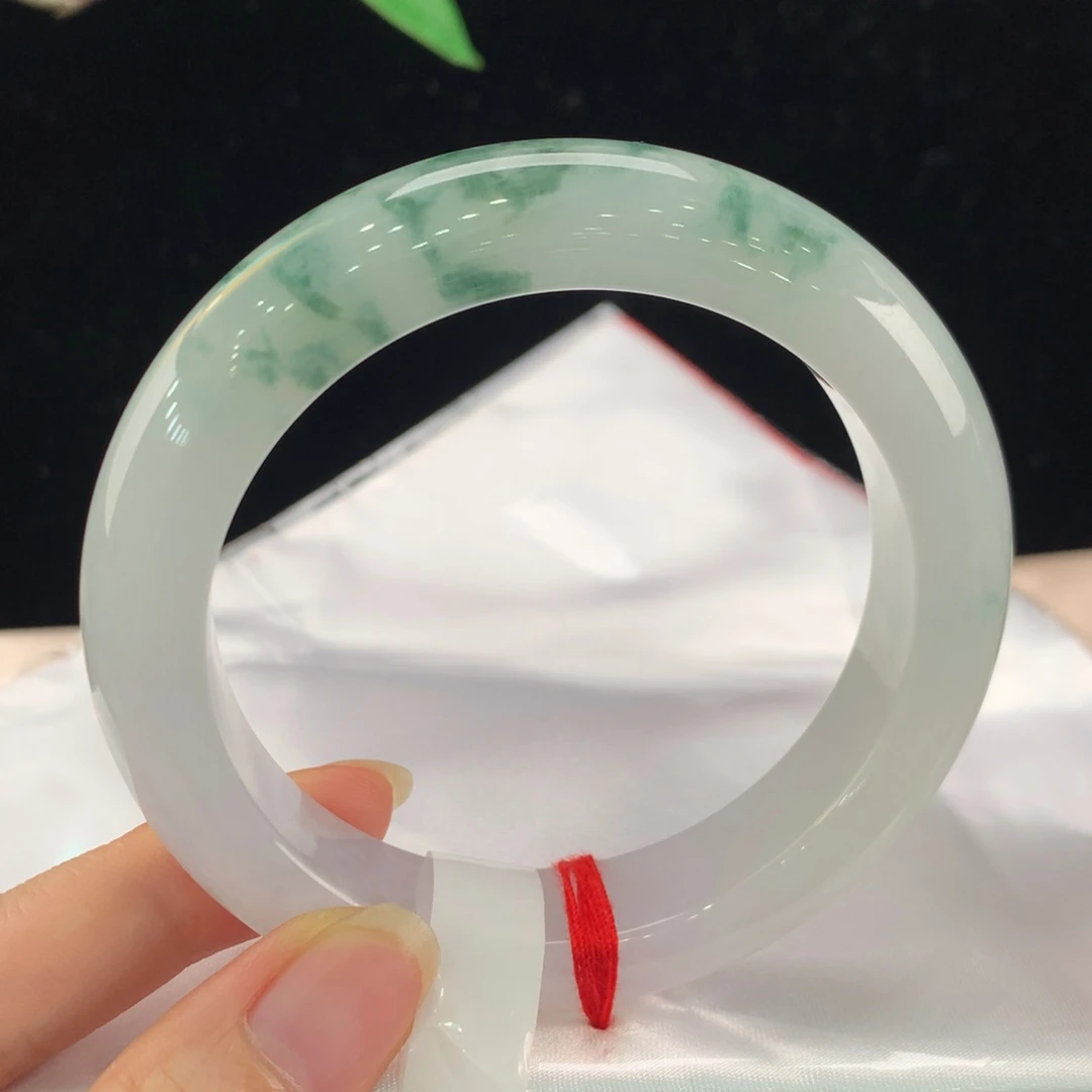 翡翠手镯未镶嵌111-0034