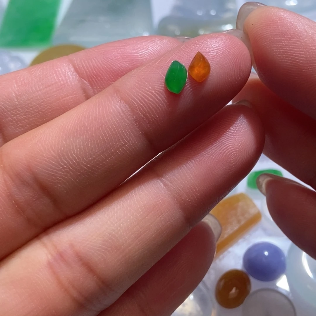 未镶嵌定制翡翠翡翠