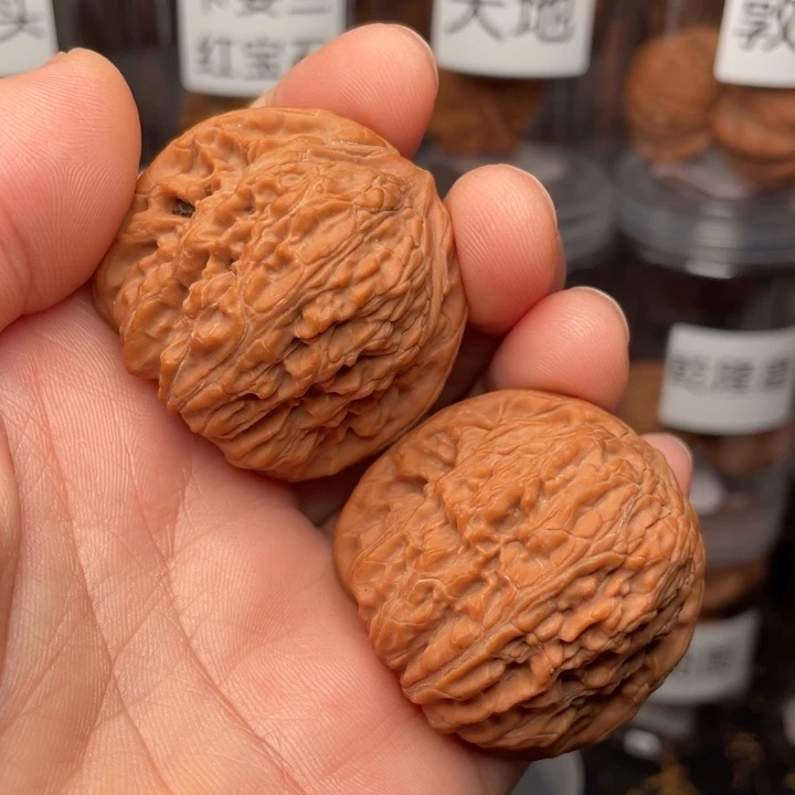 吊坠文玩核桃绣球
