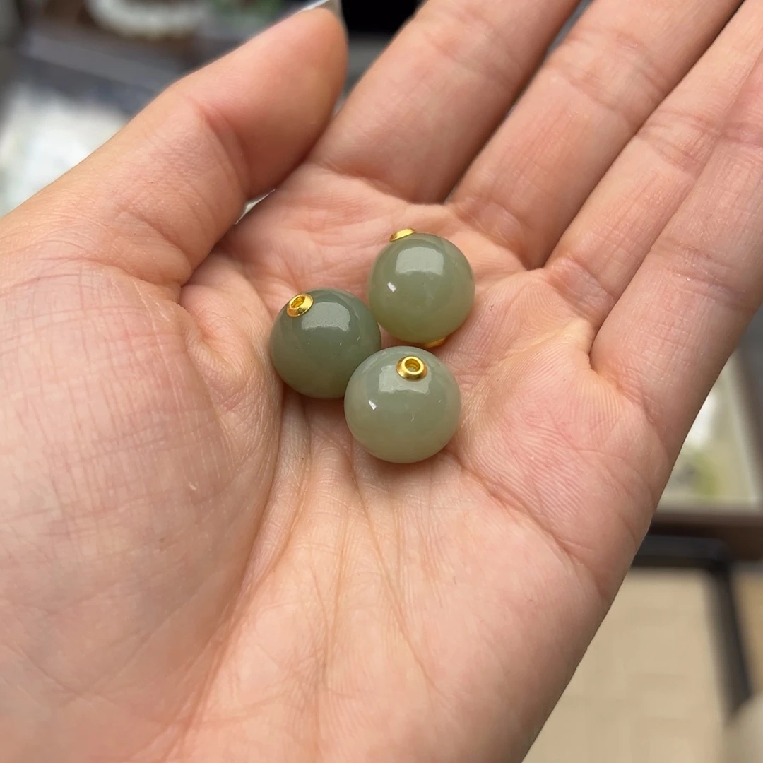 和田玉未镶嵌把件H83 多样性发一