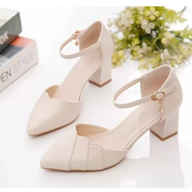 高品质春夏女鞋中跟粗跟时装凉鞋仙女风尖头法式仙女气质时尚百搭