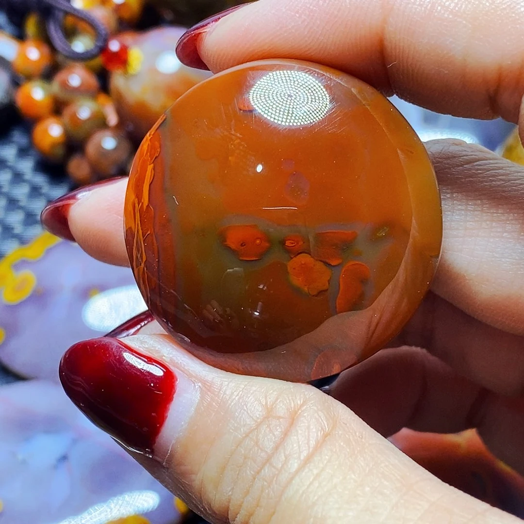 未镶嵌颈饰玛瑙/玉髓远*