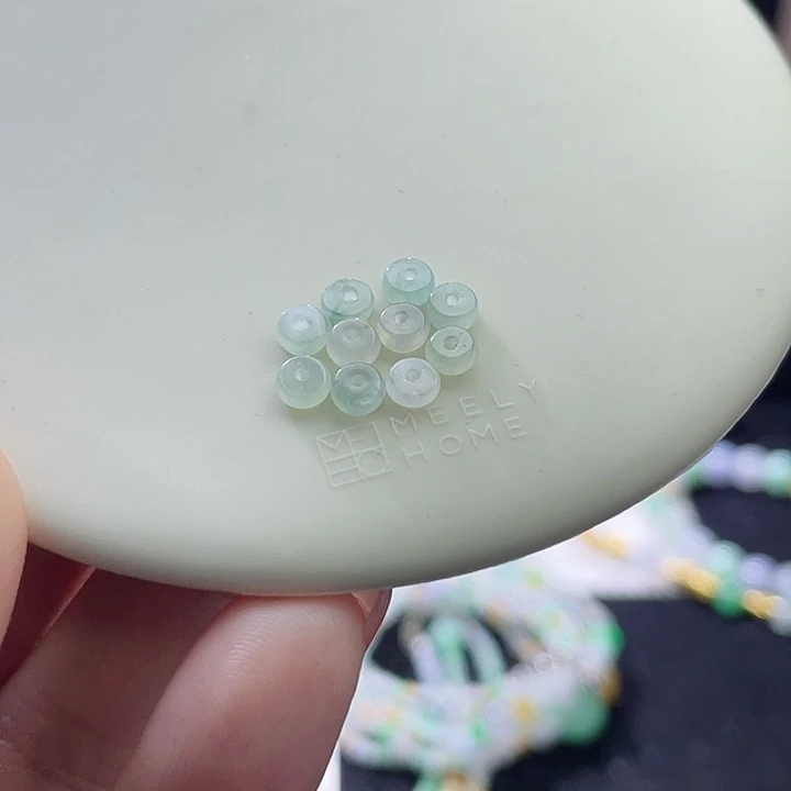 翡翠未镶嵌手链翡翠