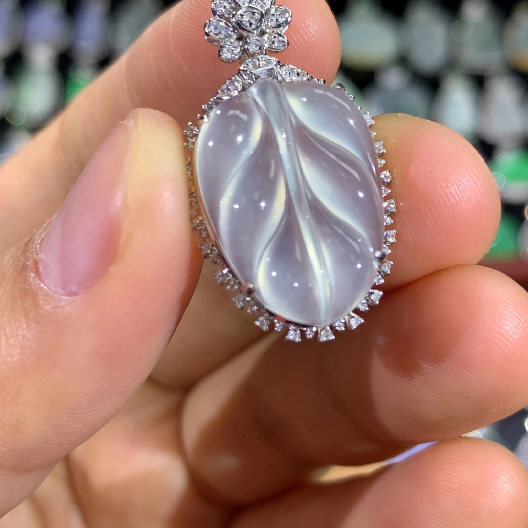 翡翠18K金镶嵌吊坠(不含链)签收后48小时鉴赏期