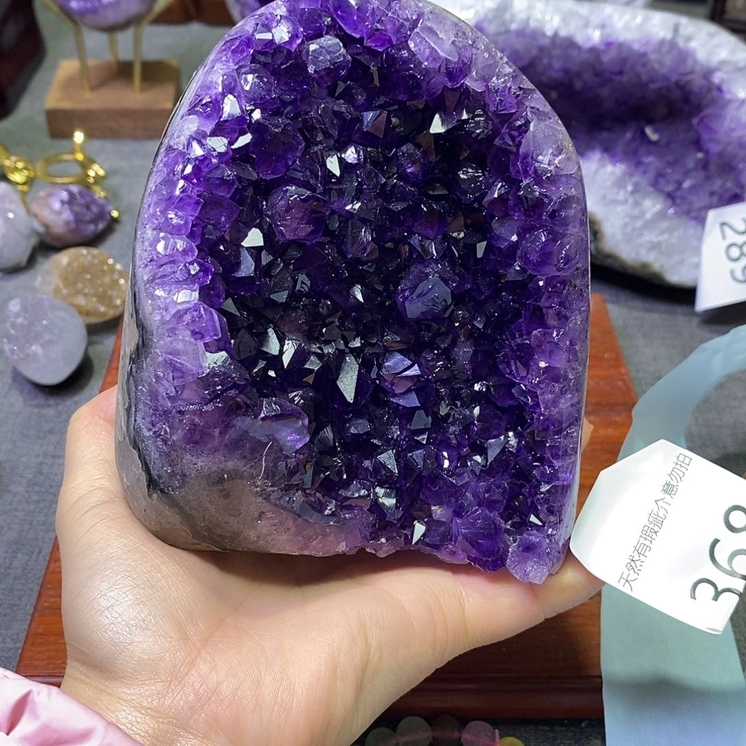 鑫***司紫晶未镶嵌珠宝半成品