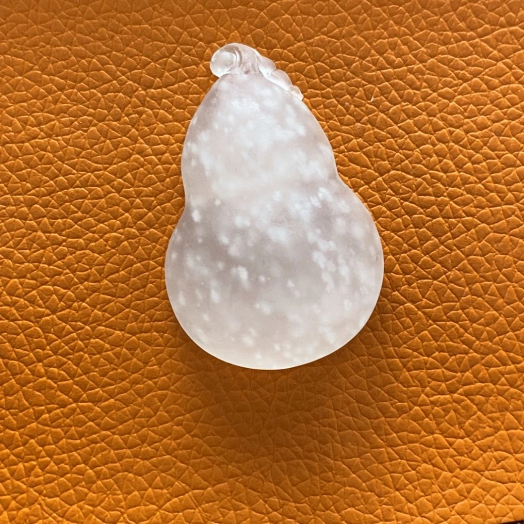 石英质玉吊坠(赠链)未镶嵌钛*也