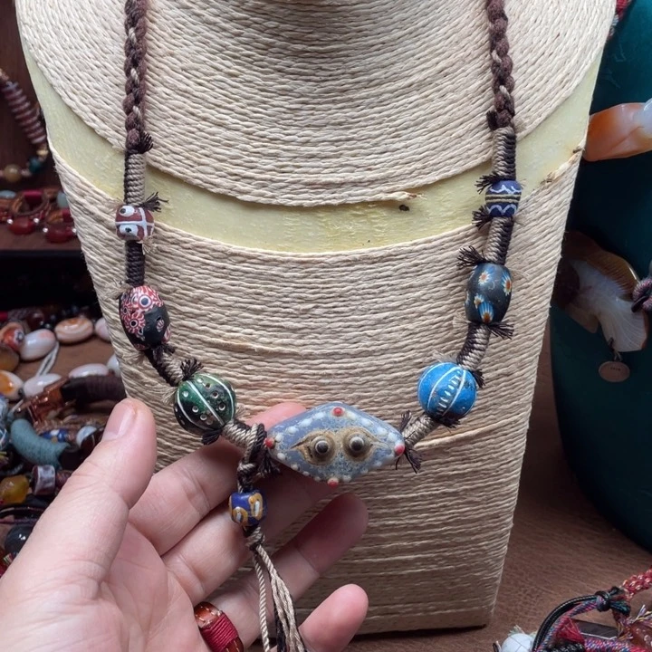 玛瑙/玉髓颈饰未镶嵌