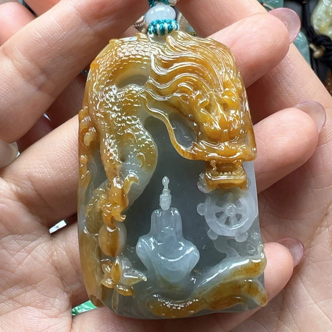 翡翠颈饰未镶嵌悟道