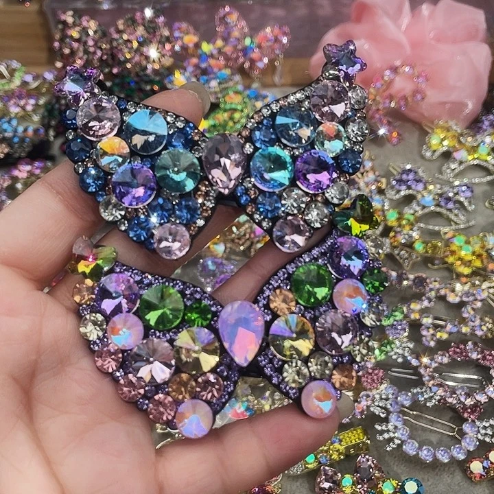 皮质铁合金蝴蝶夹