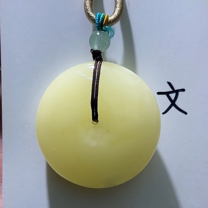 琥珀未镶嵌珠宝奇石40