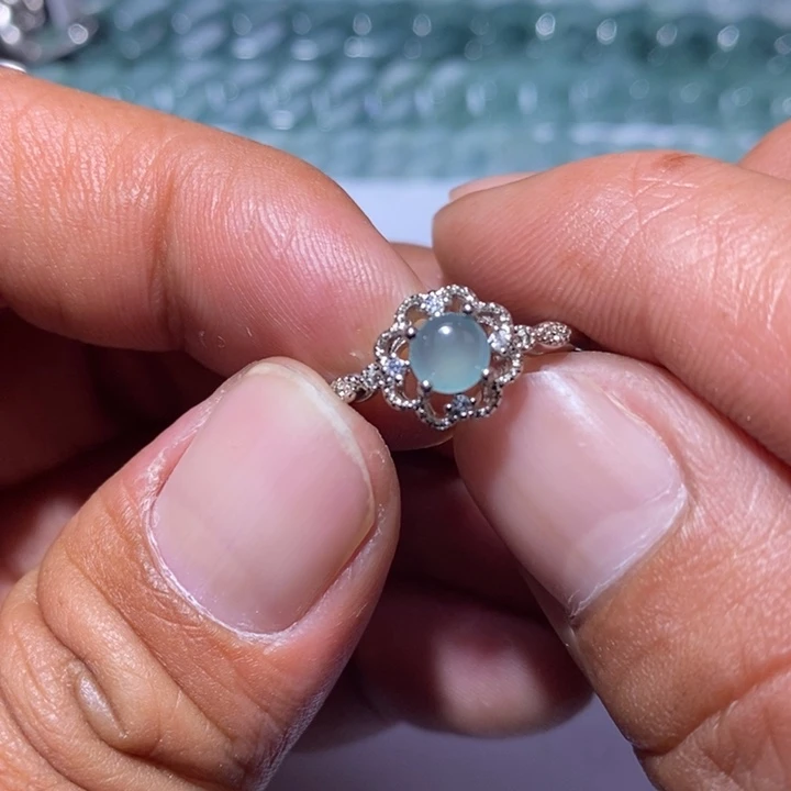 翡翠未镶嵌颈饰天然翡翠