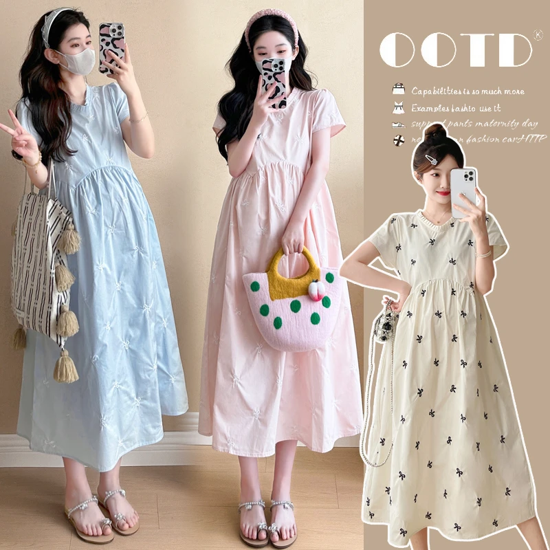 2025夏季新品孕妇装蝴蝶刺绣百褶领连衣裙外穿甜美时尚长款裙