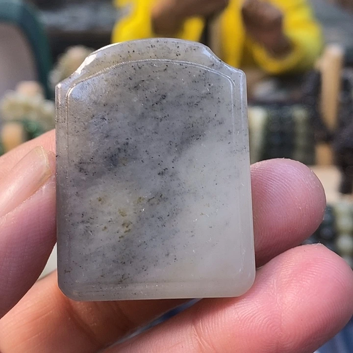 和田玉（糖玉）未镶嵌挂件