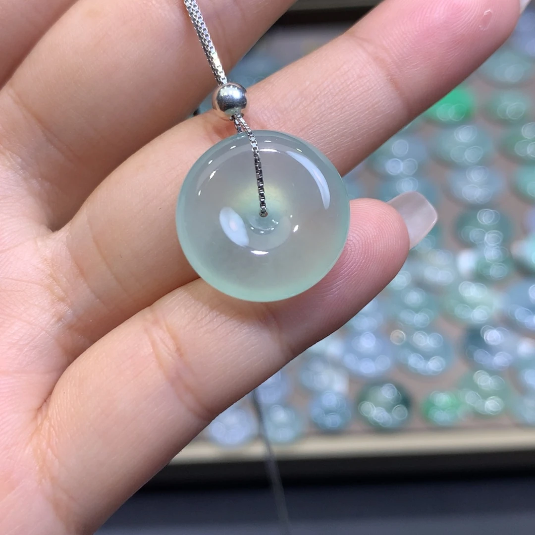 翡翠未镶嵌颈饰平安扣18.2*6.1