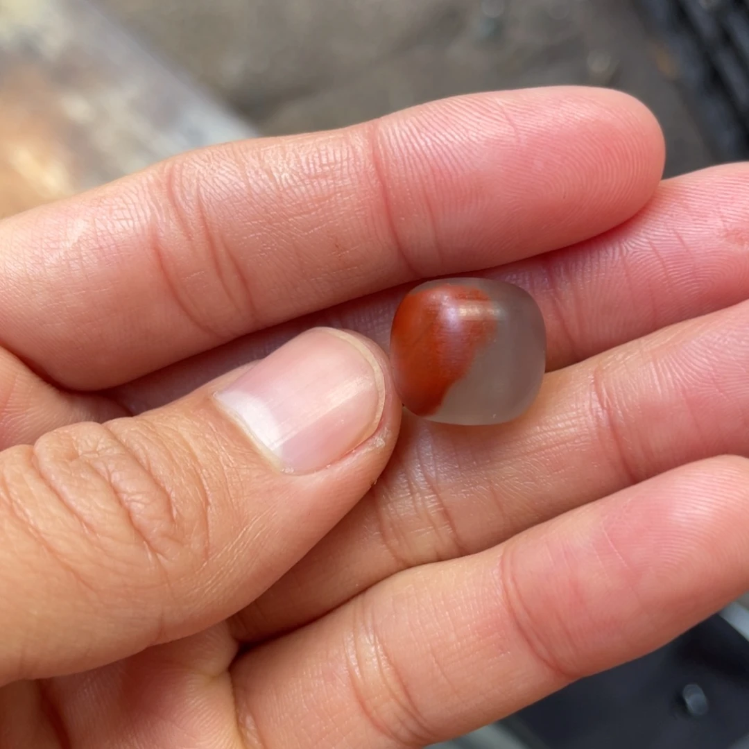 未镶嵌配饰南红玛瑙