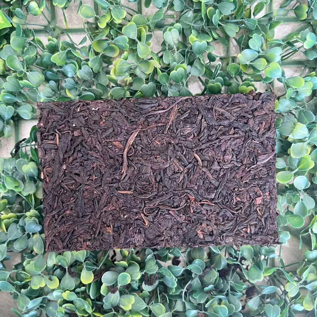雨腾古茶 1903“荣B”Y版 茂 “六”300g/砖 生茶(4月16)