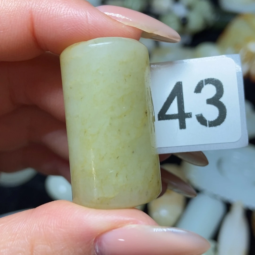 未镶嵌和田玉挂件