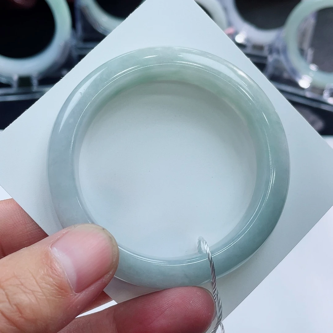 翡翠未镶嵌手镯54