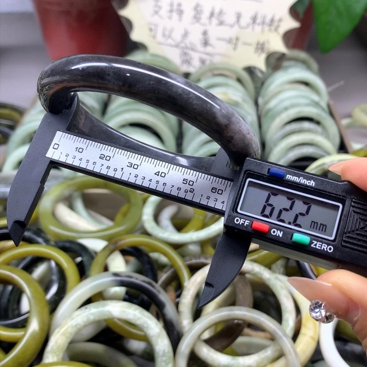 蛇纹石玉合金手镯10