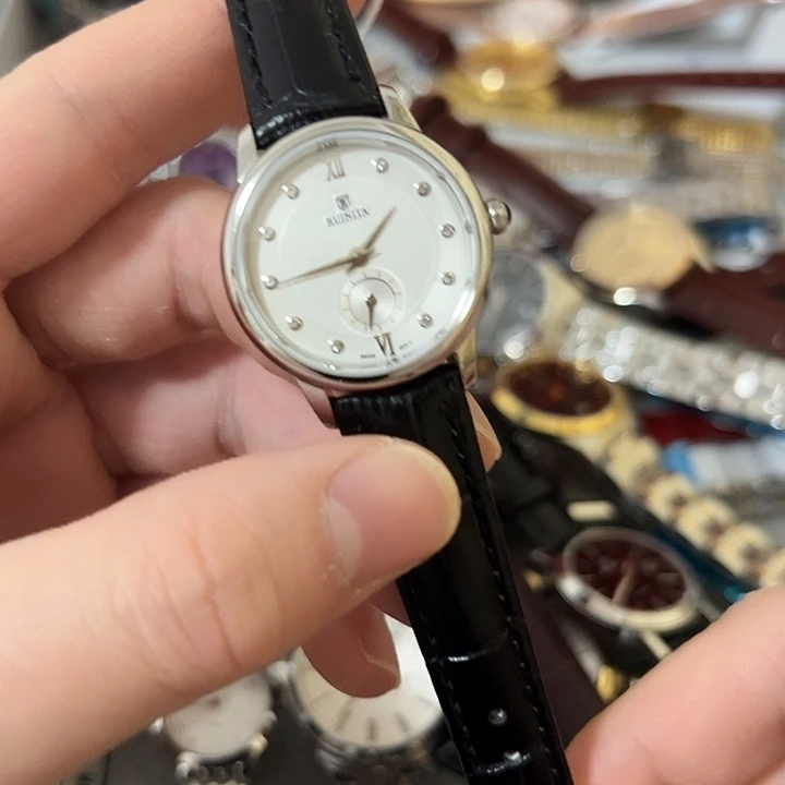 鲤***鱼钢牛皮（革）钢石英机芯