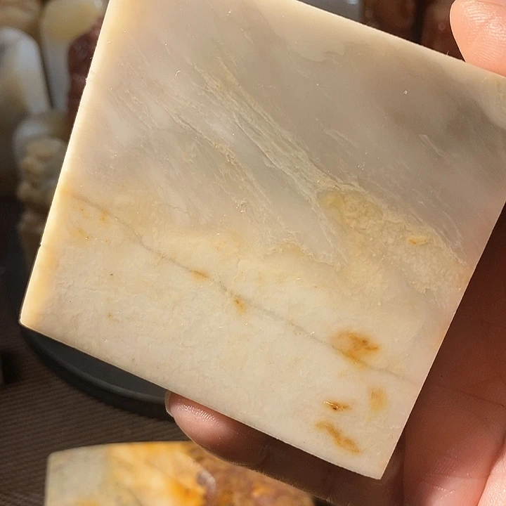 巴林石印石三**线巴林石雕刻艺术品